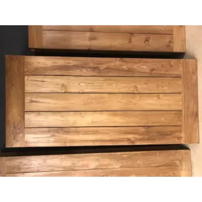 Massivholz Tisch Rex mit Tischbeinen in Blockform, ca. 140 cm