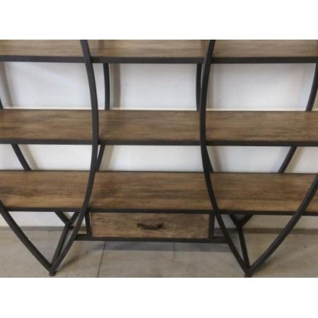 Industrielles Wandregal/Bücherregal