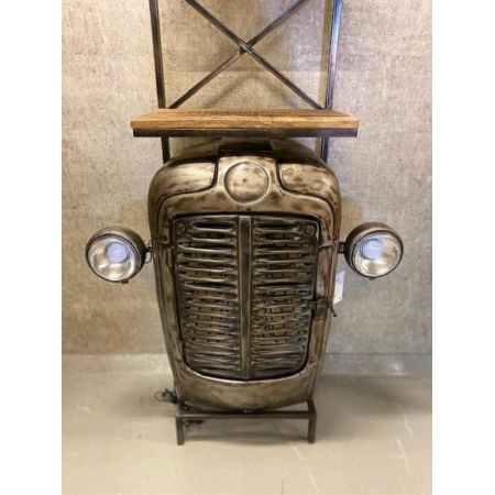 Industrielle Weinbar "Hennes" mit beleuchteten Scheinwerfern, silber