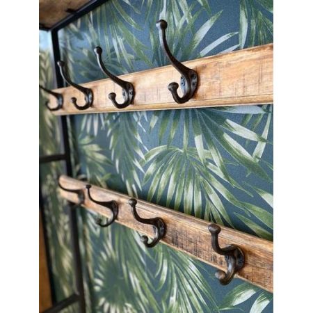 Gaderobenständer im Industrial Style