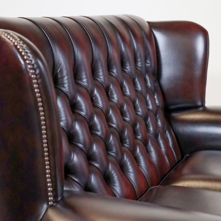 Abbildung in Birch Antique Rust ohne geknöpfte Armlehnen & Ohren