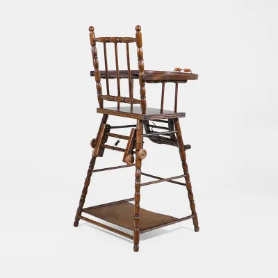 Antiker Kinderhochstuhl