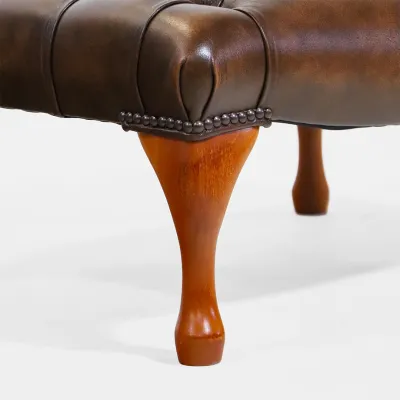 Chesterfield Stool