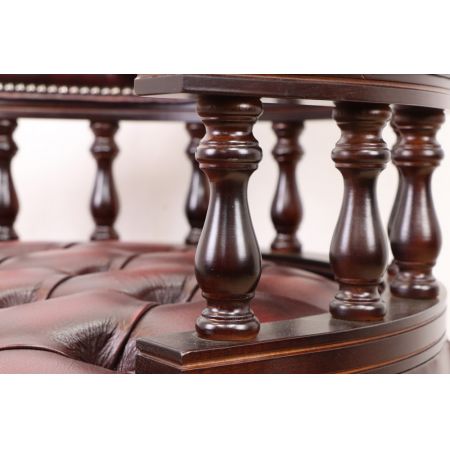 Chesterfield Drehstuhl "Sailchair" in Birch Antique Red