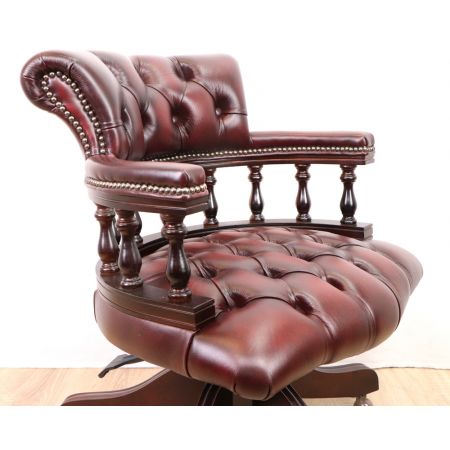 Chesterfield Drehstuhl "Sailchair" in Birch Antique Red