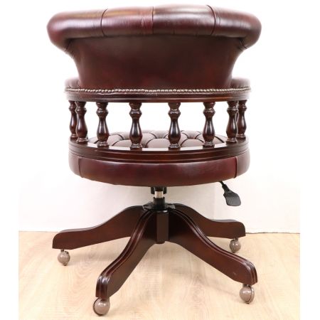 Chesterfield Drehstuhl "Sailchair" in Birch Antique Red