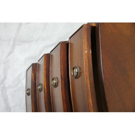Mahagoni Kommode Bowfront COD England Victorian 1860