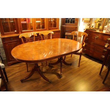  Feiner  Esstisch England  Yew D-Endtable handpoliert