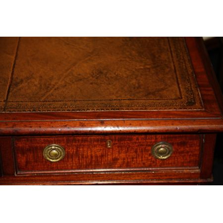 Pedastal desk Victorian Original