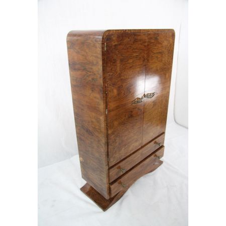 Morris "Menscupboard" Art Deco Kleiderschrank aus Nussbaum Herrenschrank
