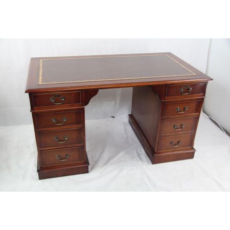 Pedestal Desk, Englischer Schreibtisch Mahagoni Sonderbau, handpoliert aus England