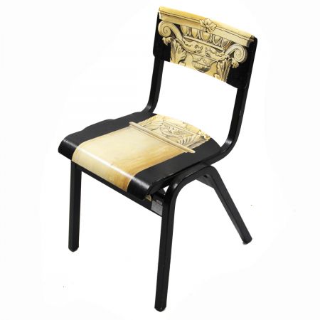 Außergewöhnlicher englischer single chair / Stuhl mit bemalten Motiven