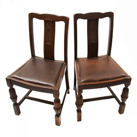 Sehr edler Satz Esszimmerstühle aus Buchen- und Eichenholz mit einem braunen Lederbezug