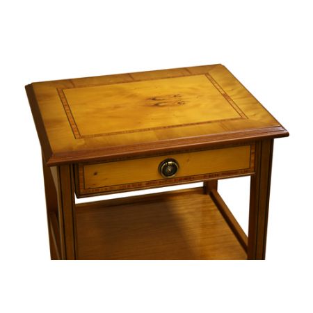 Kompakter englischer Beistelltisch "Bradford" in Eibe, Mahagoni u. mehr