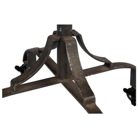 "Edwin" Beistelltisch mit Massivholzelementen und einem robusten Metallrahmen im Victorian Style