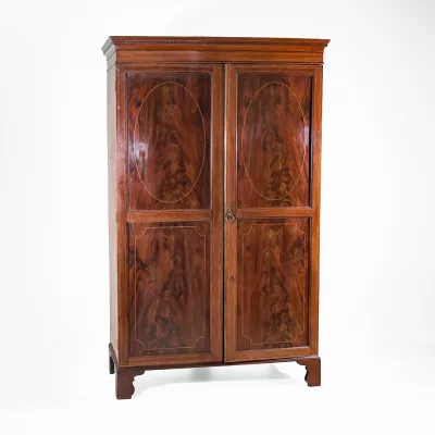 Antik Edwardian Kleiderschrank mit Bow Front – Massives Mahagoni ca. 1901, Inlay antiker Massivholz Schrank für Kleidung