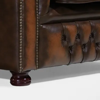 "Windsor Classic" Chesterfield Chair