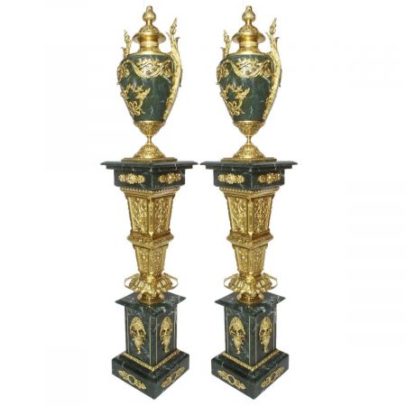 Morris Barock-Vasensäulen aus chateugrünen Marmor