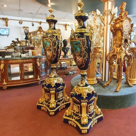 Morris Barock-Vasen Kobaltblau mit Sockel