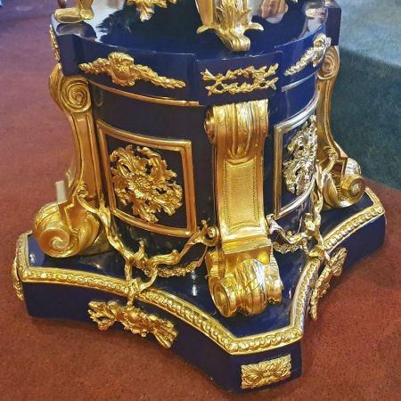 Morris Barock-Vasen Kobaltblau mit Sockel