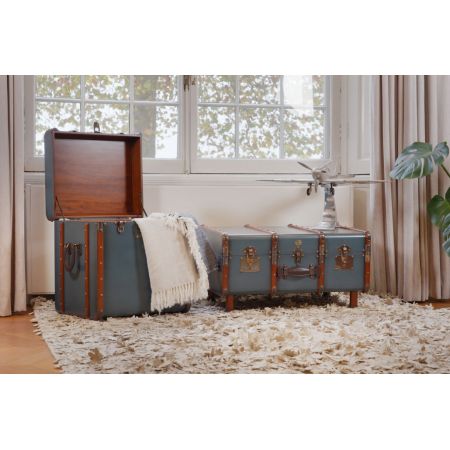 Authentic Models "Stateroom End Table" - kleiner Tisch im Stil eines Gepäckstückes MF079P