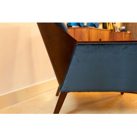 Authentic Models Club Lounge Chair, velvet MF405