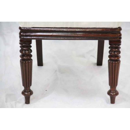 Seltenes Paar Georgean Stühle Mahagoni