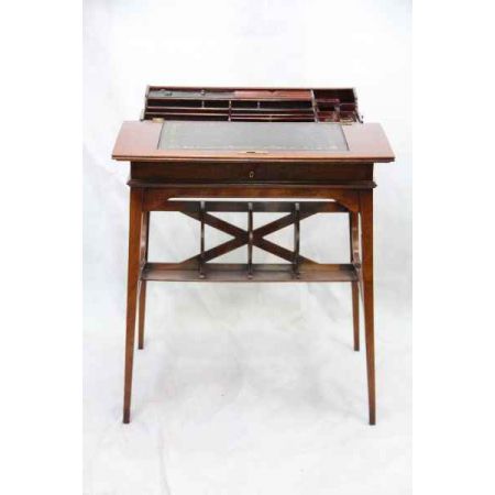 Antiker Tisch, Schreibtisch / Ladys Writing Table Bureau aus Mahagoni