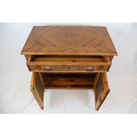 sideboard Nussbaum england 1890 Patina