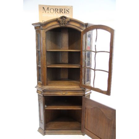 Vitrinen-Eckschrank Victorian mit Holzaplikationen