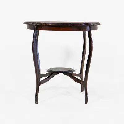 Massiver Mahagonitisch mit Platte in Blattform aus England