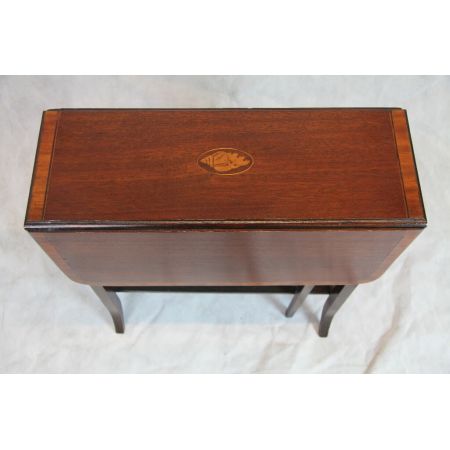 Sutherland Sofatisch "Edwardian Star"