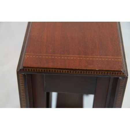 Sutherland Sofatisch "Edwardian Shell"