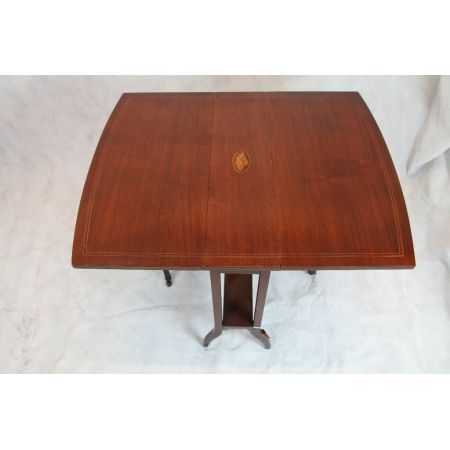 Sutherland Sofatisch "Edwardian Shell"