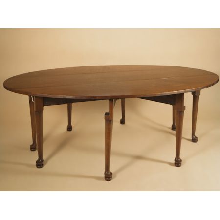 Joined Double Pad Foot Gateleg Table