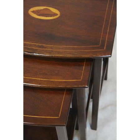 Antike Tische / Nest of table Edwardianisch aus Mahagoni