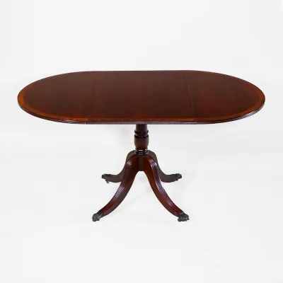 Klassischer Pembroke  Esstisch mit ovaler Klappfunktion aus Mahagoni