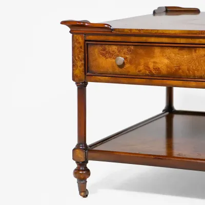 Englischer Sofatisch "Marcus" mit Schubladen, Burr Walnut Couchtisch