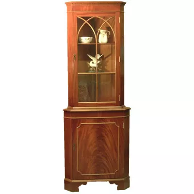 Kleine englische Eckvitrine Single Corner Cabinet, in Mahagoni, Eibe u. mehr erhältlich