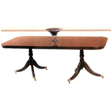 "Standard Twin Pedestal Dining Table With Rim" in Mahagoni - auch in Eibe erhältlich 