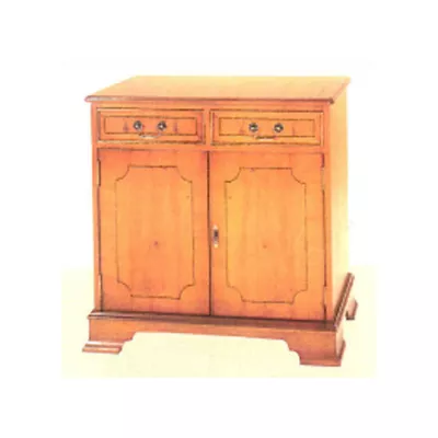 Hall cupboard    auch  in Mahagoni