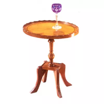 "Pie Crust Write Table" - auch in Mahagoni erhältlich 