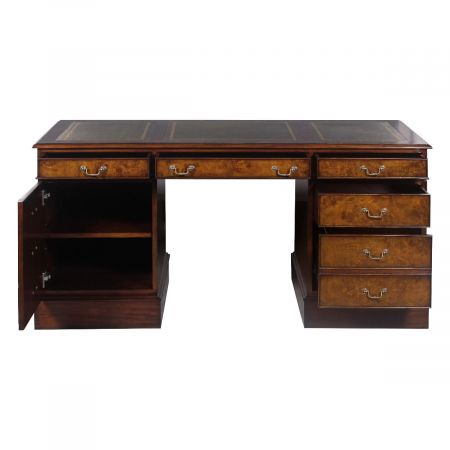 Pedestal Desk "Wakefield"