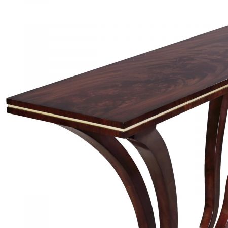 Sideboard im Retrostil