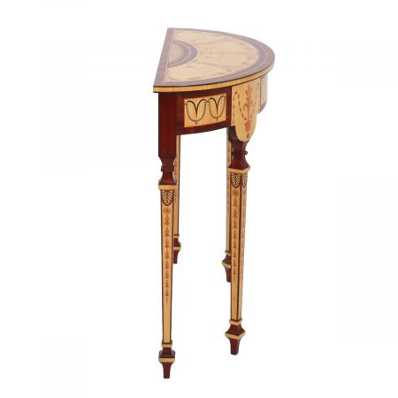 Englisches Sideboard mit tollen Verzierungen