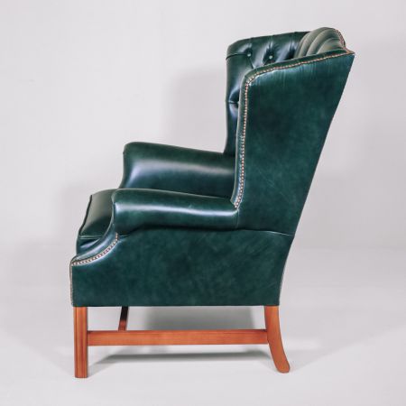 Abgebildet in Legacy Hunter Leder