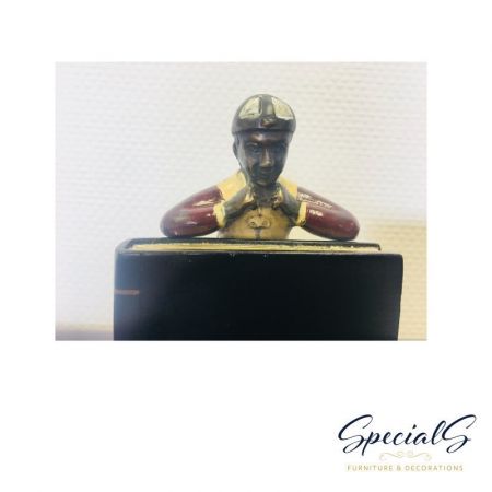 "Chinesische Männer" Bücherstützen