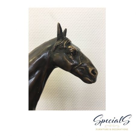 "Pferd auf Marmorsockel" Bronzefigur