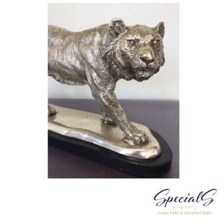 "Tiger" Bronzefigur vernickelt mit handbemalten Akzenten