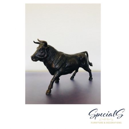 "Stehender Stier" Bronzefigur